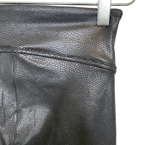 Spanx Faux Leather Reptile Leggings Wide Waistband Grey/Black Size XS - Picture 4 of 9